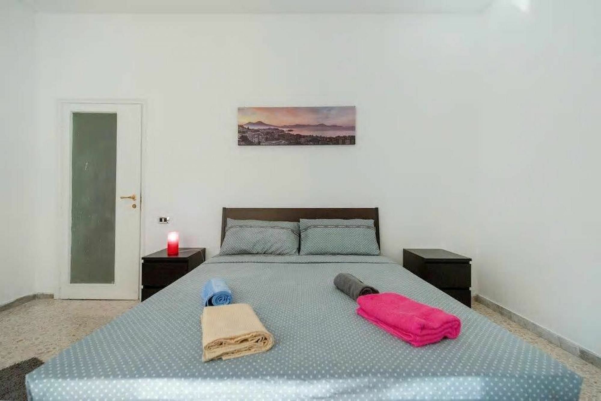 B&B Alexander Napoli Bagian luar foto