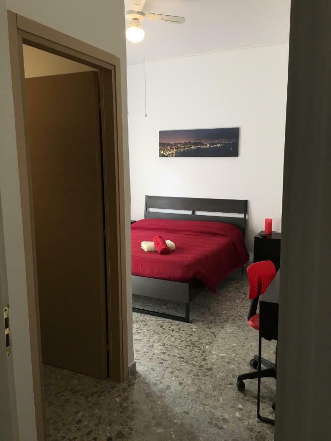 B&B Alexander Napoli Bagian luar foto